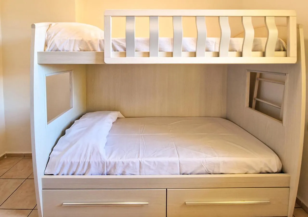 Murphy Holiday Homes - Danico House La Maddalena  Italien