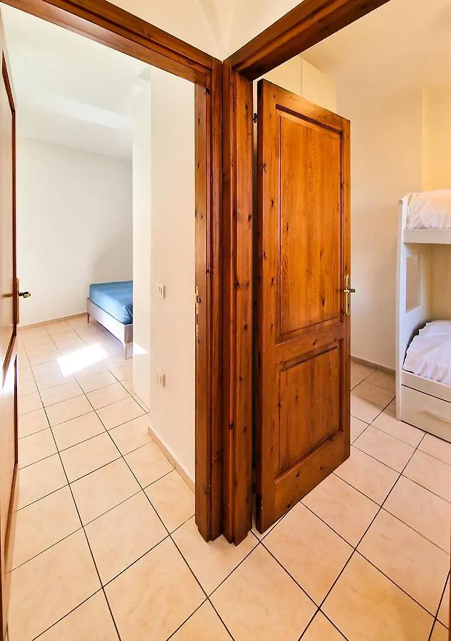 Lägenhet Murphy Holiday Homes - Danico House La Maddalena  Italien