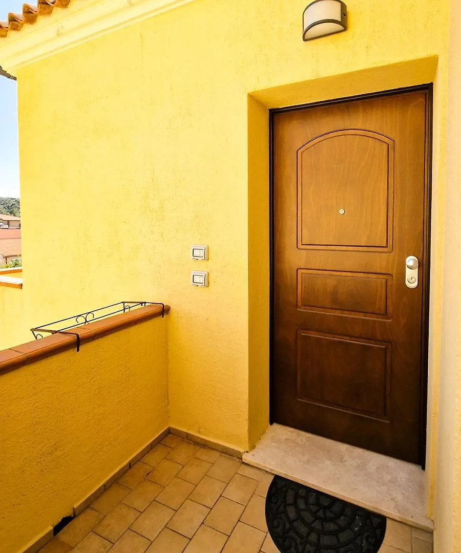 Apartamento Murphy Holiday Homes - Danico House La Maddalena